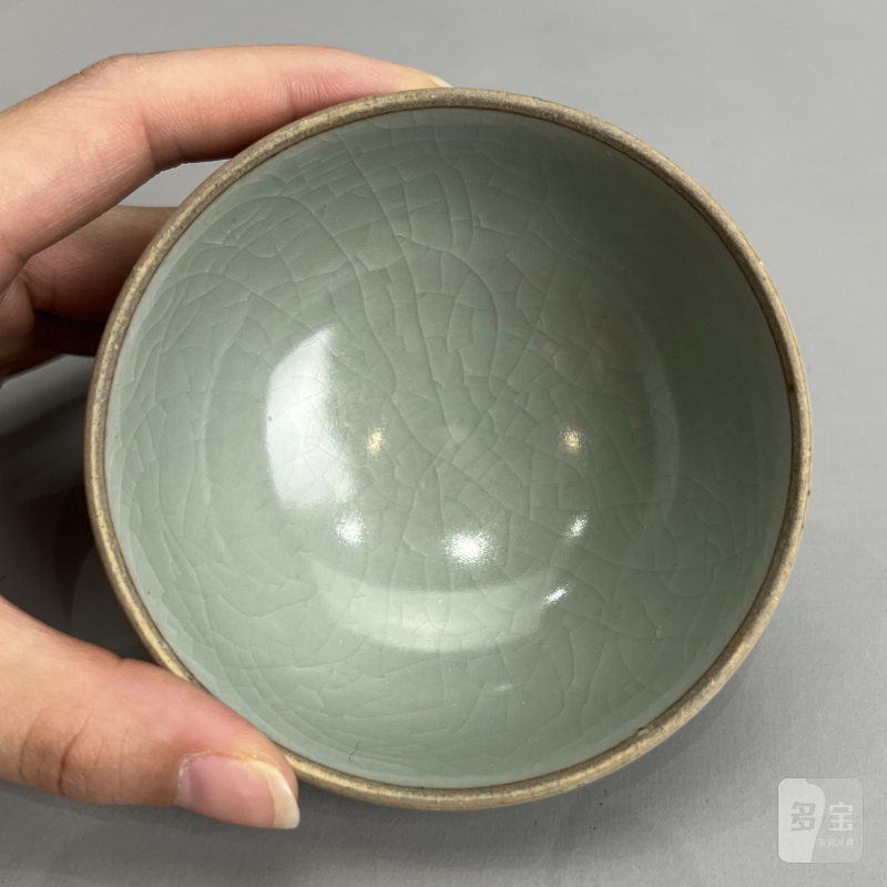 明代 龙泉窑粉青釉泡泡盏 - 图11